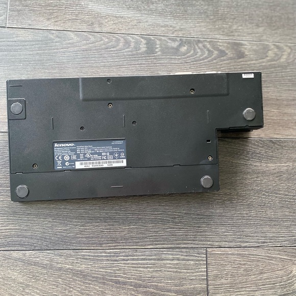 Lenovo Think Pad Ultra Dock and Lenovo USB AC Adapter - Picture 4 of 4
